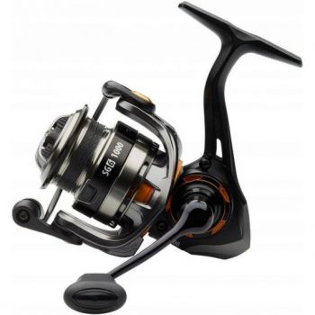 KOŁOWROTEK SAVAGE GEAR SG6 4000 FD 8+1BB