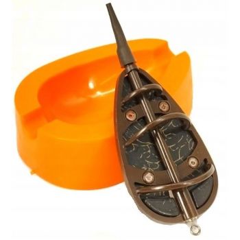 KOSZYCZEK MAD CARP METHOD FEEDER NR 3 45g +FOREMKA