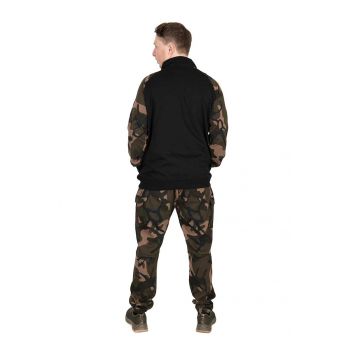 LW Camo joggers LARGE